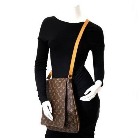 Louis Vuitton Monogram Musette Salsa PM Shoulder Bag - Picture 2 of 11